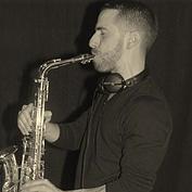Love & Song, Dj Saxophoniste