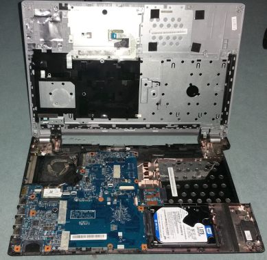 à nettoyer et remplace le disque dur