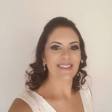 Dra. Isabela Baldoni - Cirurgiã Dentista