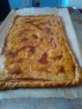 EMPANADA GALLEGA(Diversos rellenos,darle,pescado,manzana,zamburiñas,mejillones,pulpo...etc...