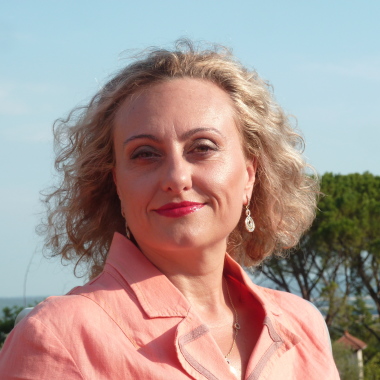 Dorina Perrot-Formateur&Traducteur Multilingue