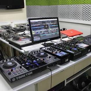 Somente Dj Para Baladas...