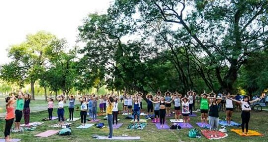 Clase abierta, al aire libre