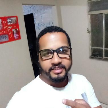 Office Boy, Vr