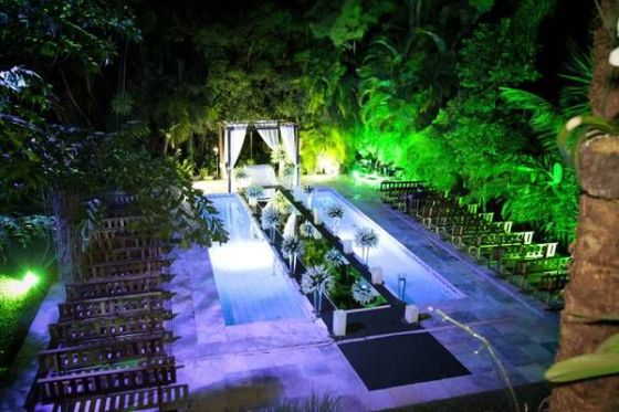 Passarela Sobre Piscina