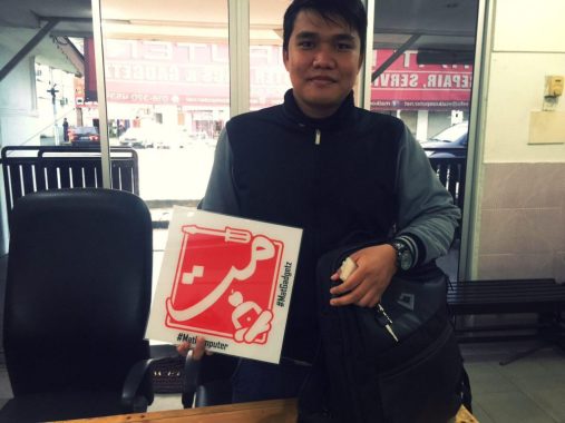 Tukar Skrin Laptop ASUS