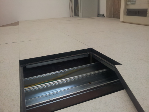 Canalizzazione sotto pavimento Aeroporto