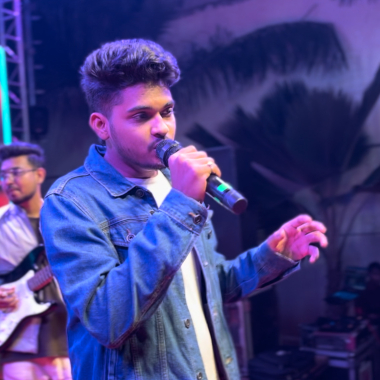 Pranav Vayde Live