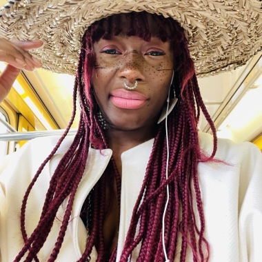 Sissy Akoma.