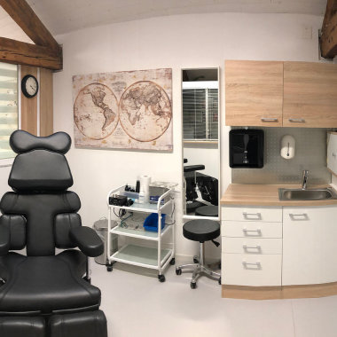 Centre Romand De Dėtatouage Et De Tatouage Sãrl