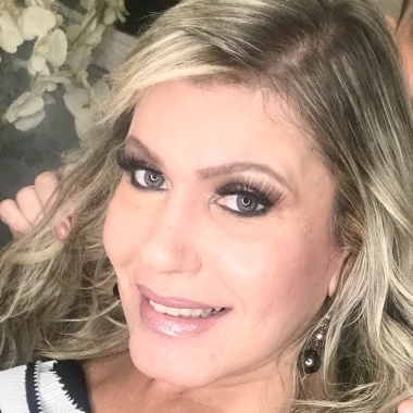 Profissional: Francine Make Up