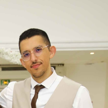 Aziz Kir