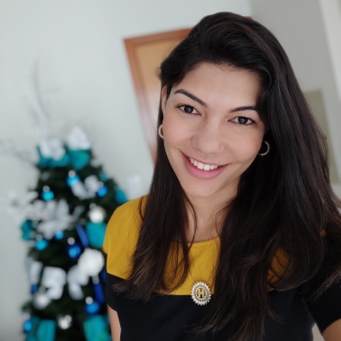 Hellen Ribeiro