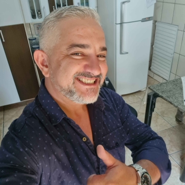 Profissional: Marcos Eduardo
